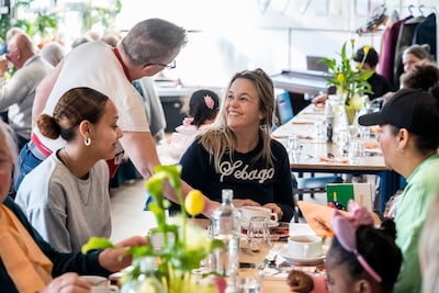 Samen eten in Dordt: buurtdiners tijdens de Week tegen Eenzaamheid