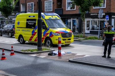 ‘Eén keer knipperen en je mist het’: motorrijder voor rechter na zware aanrijding in Enschede