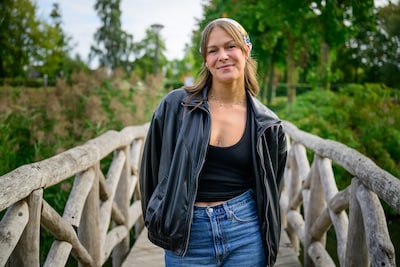 Bekladding van regenboogpad zet Cynthia aan tot actie: ‘Iedereen verdient een plek in Nijkerk’