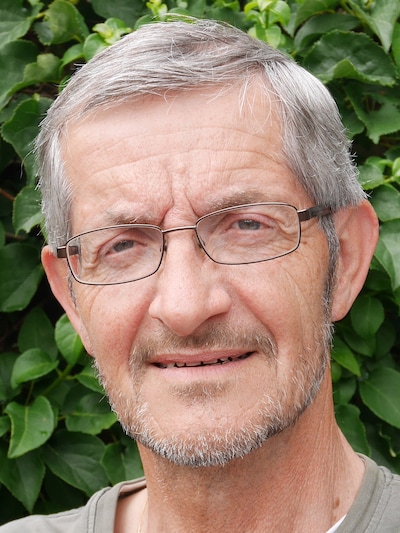 Herman van Valkengoed ontvangt gemeentelijke onderscheiding bij afscheid als dirigent