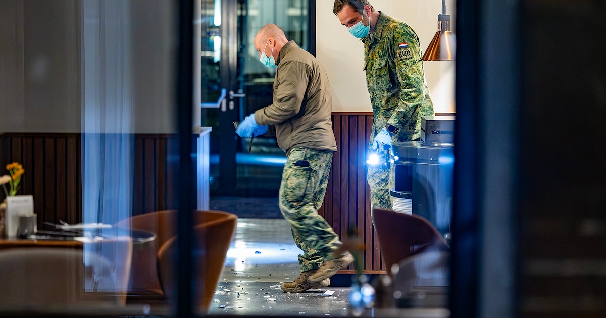 Grote schade na plofkraak bij hotel in Amsterdam