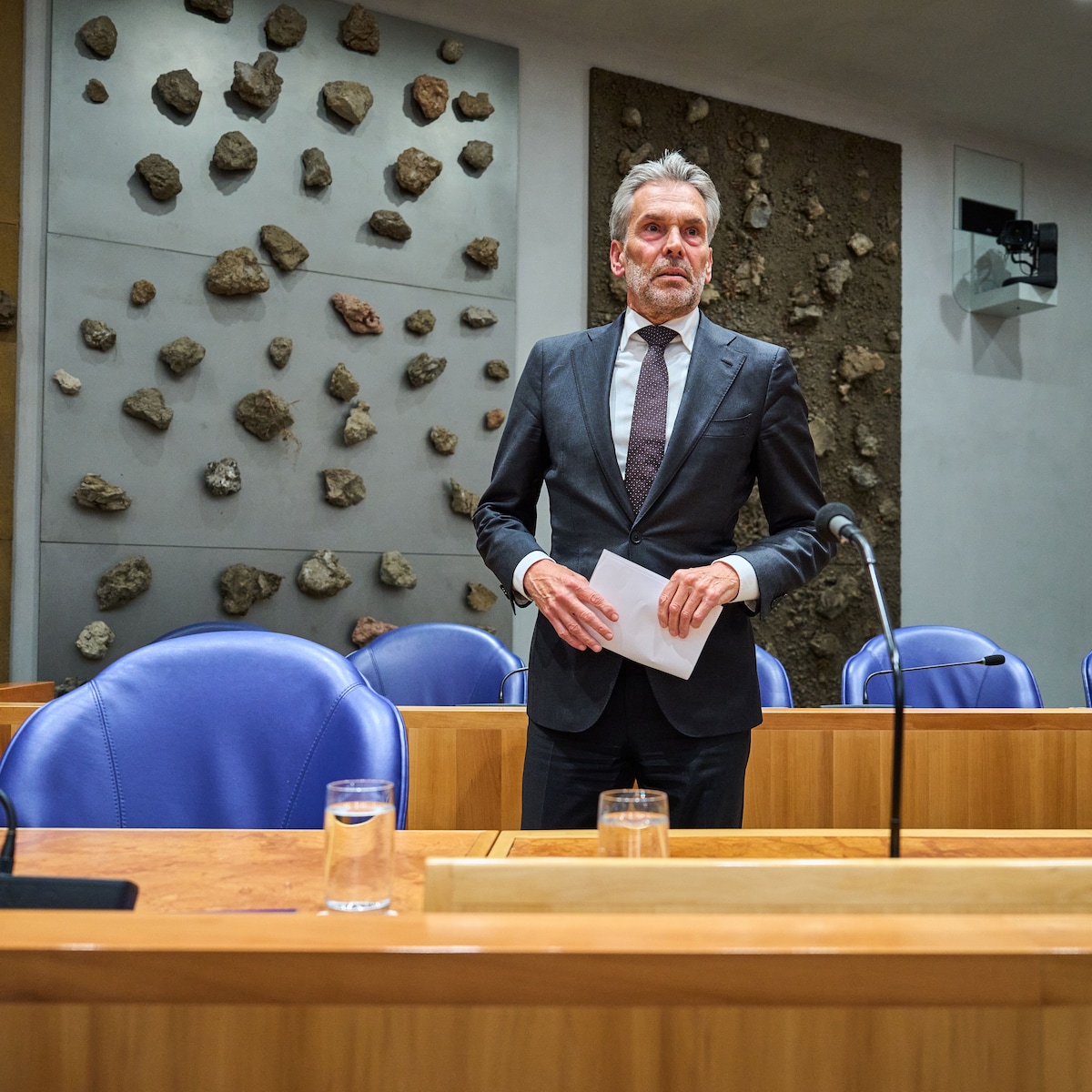 Schoof: vertrek NSC uit kabinet 'behoorlijk onverantwoord', woensdag  Kamerdebat | Politiek | AD.nl