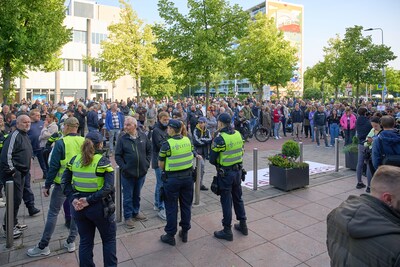 Plan voor ‘dorpje’ voor 430 asielzoekers en Oekraïners bij Spijkenisse van raadsagenda gehaald
