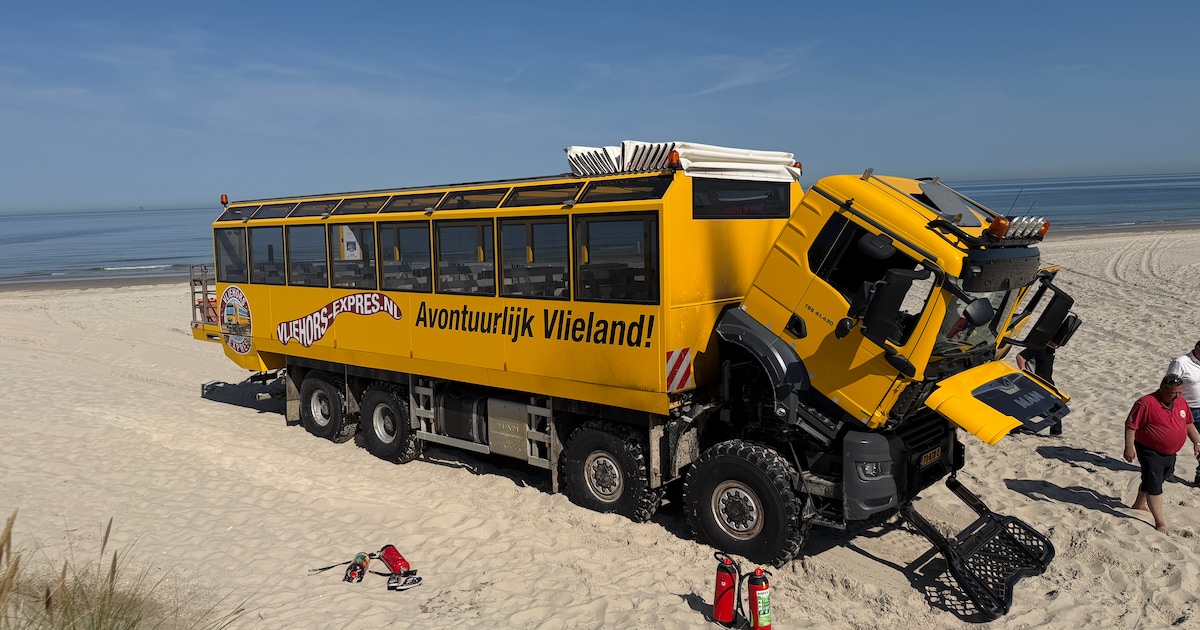 Vliehors Express vat vlam op het strand van Vlieland