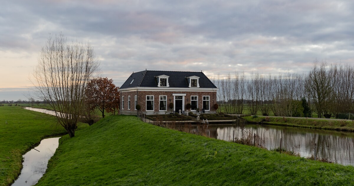 Als je niet beter weet, zou je kunnen denken dat hier een gemaal is omgebouwd tot woning