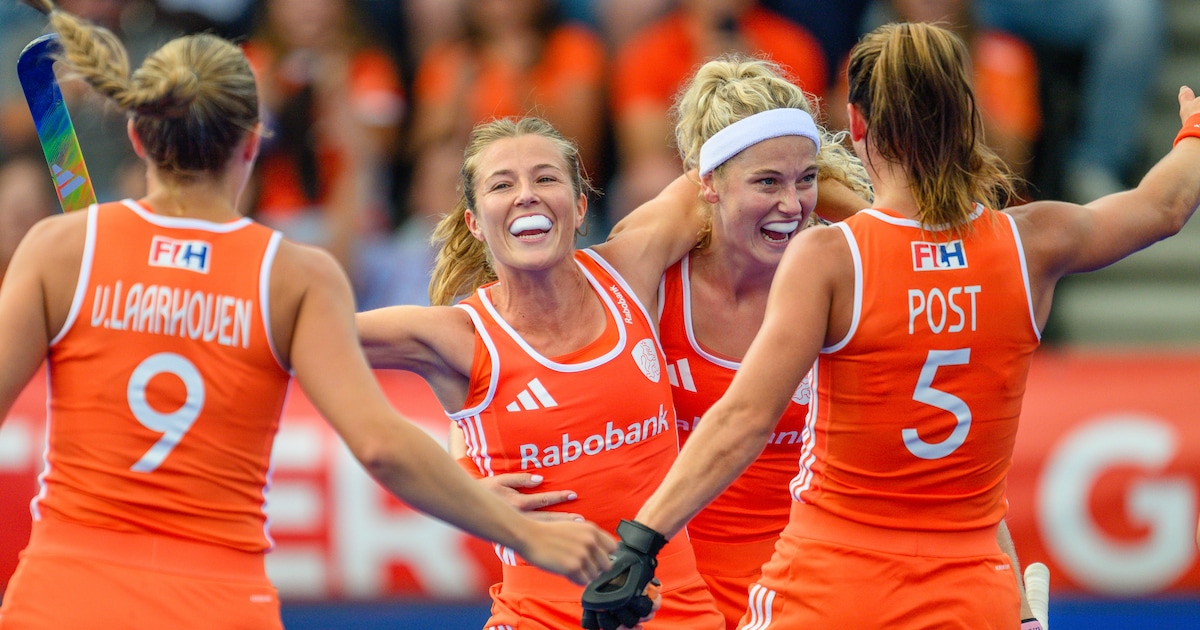 nederlandse-hockeysters-knokken-zich-naar-zege-op-australi-en-blijven