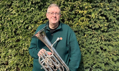 Oorsprong in de mijnen, géén saxofoons, Brass Band Amersfoort bestaat 50 jaar en viert dat in Flint