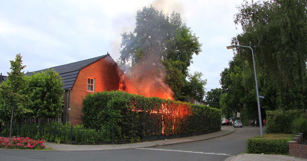 Vlammenzee in Weert: woning fors beschadigd
