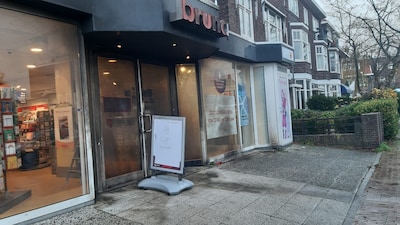 Geen snelle heropening Bruna na explosie: zwartgeblakerde gevel moet eerst gereinigd