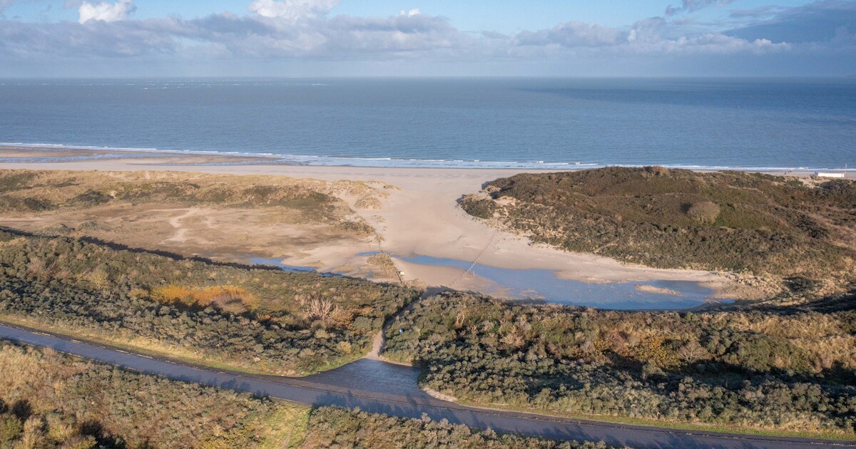 De slufter van De Banjaard blijft open voor strandgasten, uitdiepen is van de baan