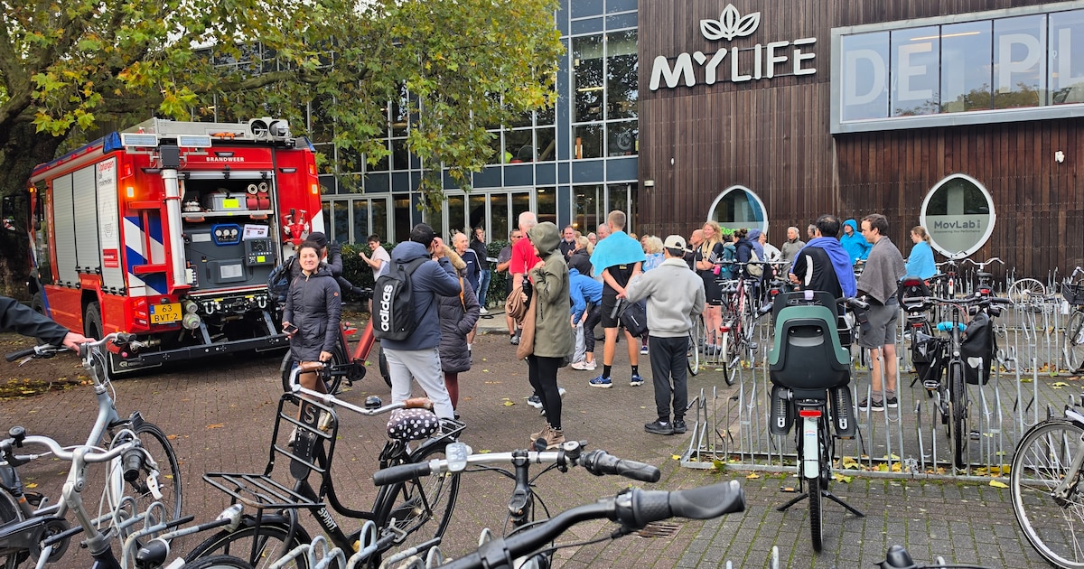 Sporters buiten vanwege brand in sauna van sportschool in Wageningen
