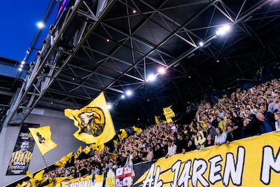 LIVE Vitesse | Ontknoping over lot Arnhemse club nadert  • Nagelbijten voor supporters