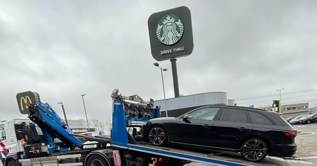 Auto in beslag genomen nadat bestuurder rijdt met ingevorderd rijbewijs