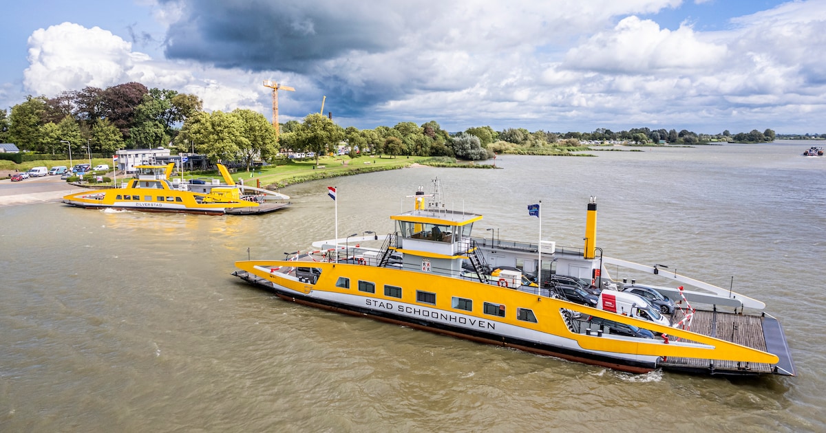 Nu ook tweede veerpont Schoonhoven-Gelkenes uit de vaart, verkeer omgeleid