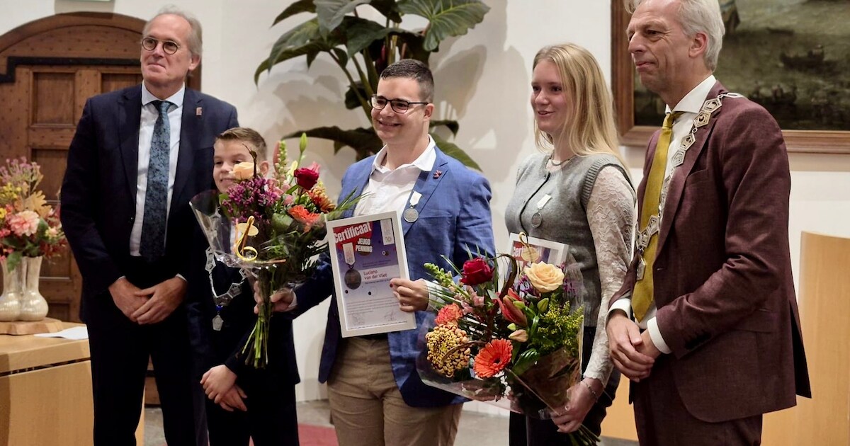 Luciano (22) en Lena (20) ontvangen jeugdpenning in Vijfheerenlanden