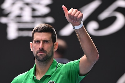 epaselect-epa12686663-novak-djokovic-of-serbia-gestures-after-lorenzo-musetti-of-italy-retired-due-to-injury-during-their-mens-quarterfinals-match-on-day-11-of-the-2026-australian-open-tennis-tournament-at-melbourne-park-in-melbourne-australia-28-january-2026-epa-james-ross-australia-and-new-zealand-out