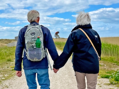 Jaap (89) en Jane (83) nemen nog één wijntje en verlaten dan samen het leven: ‘Zullen we onze ogen dichtdoen?’