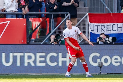 Forvet Artem Stepanov (18) gelecek sezon FC Utrecht'te oynamaya devam edecek