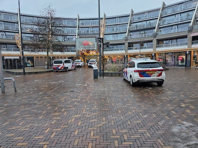 Dode gevonden in winkelcentrum: alle winkels ontruimd