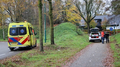 Fietser raakt gewond bij val op fietspad in Geffen