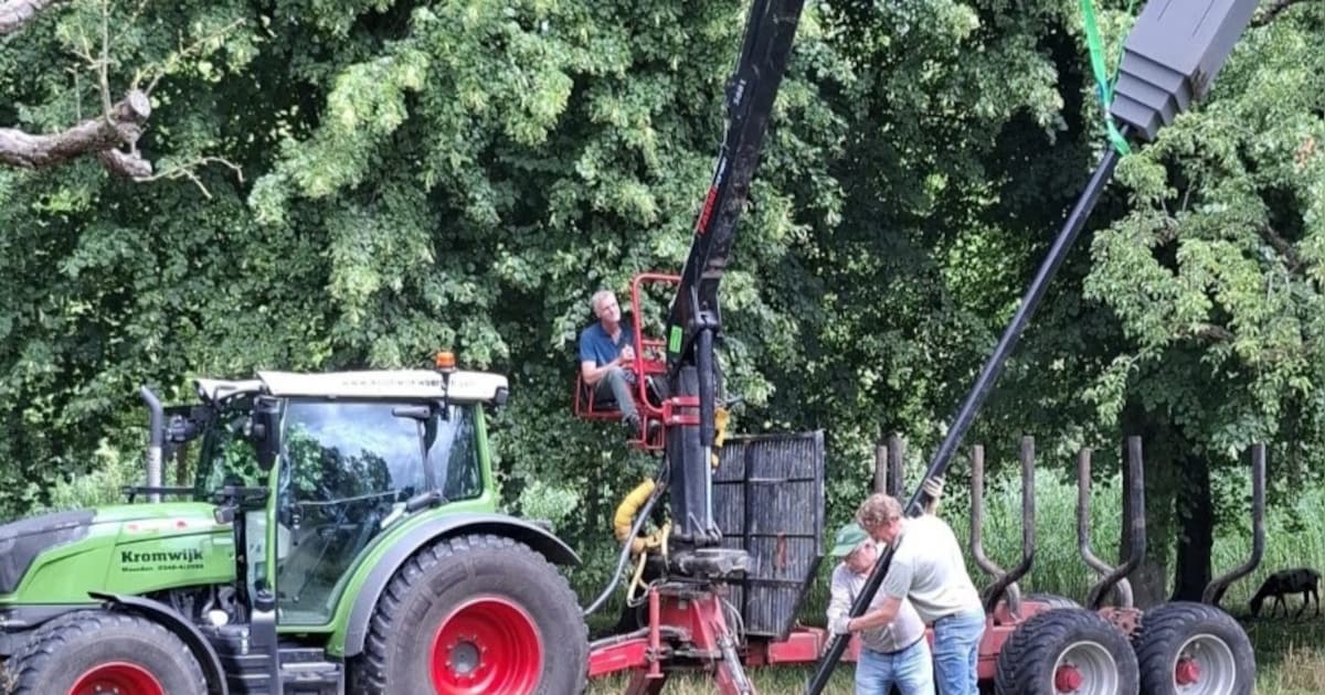 Hier zijn deze palen langs de weg en op landgoed Bredius voor