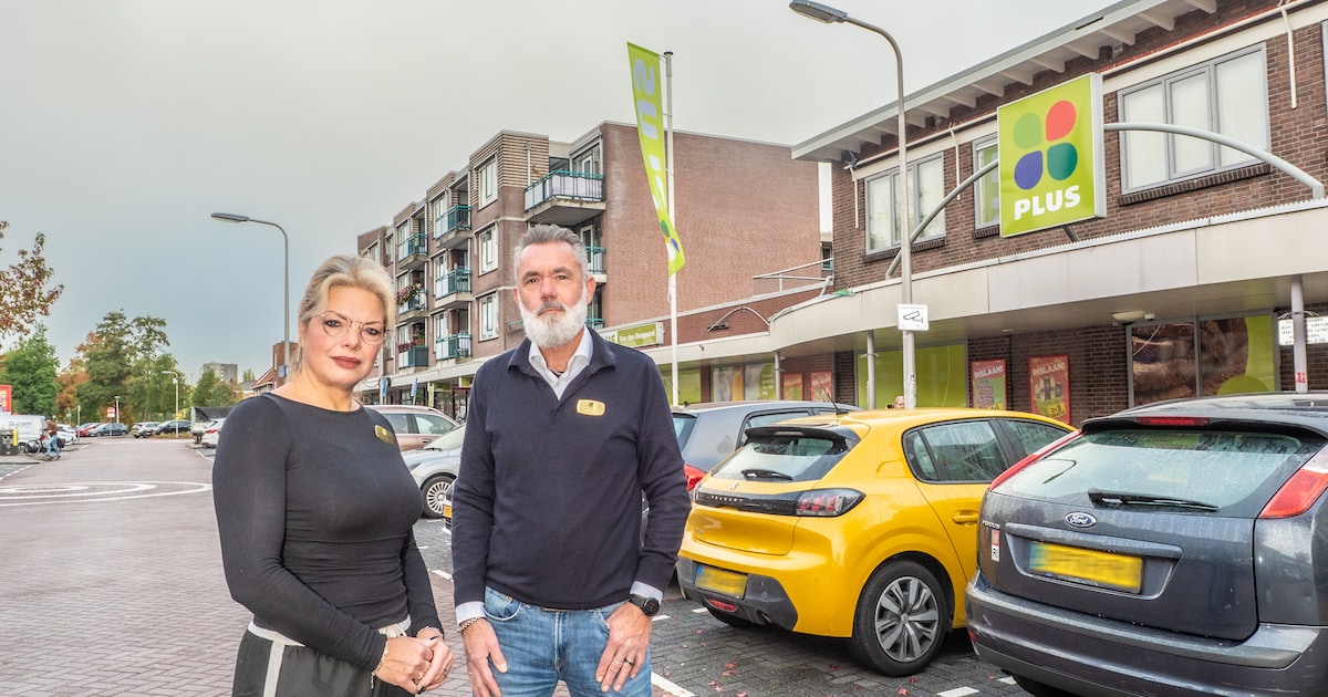 Eigenaar van Plus vreest voor voortbestaan en wil blauwe zone terug, maar stadsbestuur doet het niet