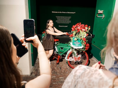 Heineken Experience viert 25-jarig jubileum met gratis bezoek voor Amsterdammers: ‘Geen haar op mijn