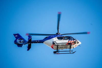 Politiehelikopter boven Apeldoorn-Zuid na bedreiging met mogelijk wapen, man (40) aangehouden