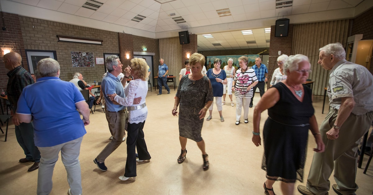 Dansmiddag bij wijkcentrum West in Ridderkerk
