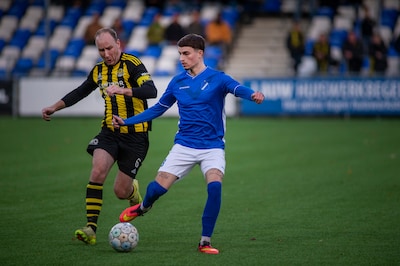 Vier weken na klaplong deelt Milo Oosterhof met AGOVV klap uit in derby: ‘We kunnen nu weer omhoog k