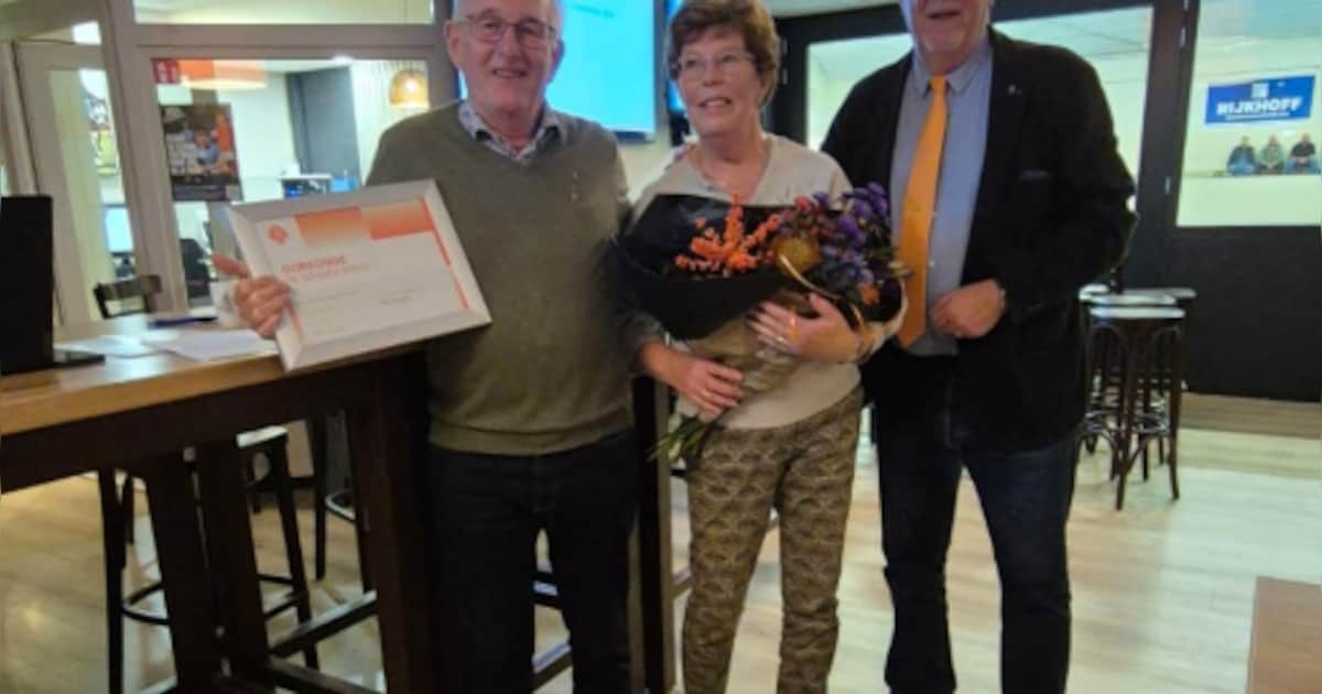 Dirk Ranzijn ontvangt gouden waarderingsspeld van KNVB