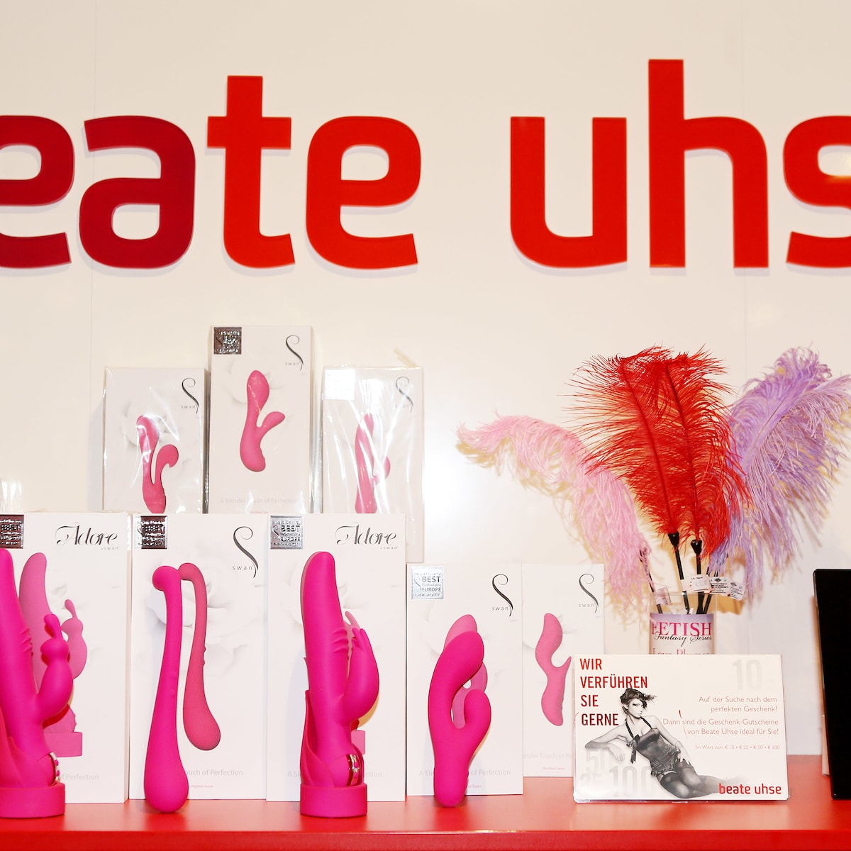 Meer porno dan ooit, maar grondlegger seksshops zit in geldnood | Economie  | AD.nl