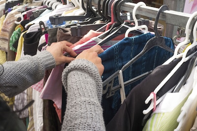 Tweedehands kledingmarkt bij Vrije Baptistengemeente in Papendrecht