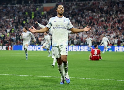 Aston Villa slaat toe tegen Freiburg: prachtige goals van Tielemans en Buendia