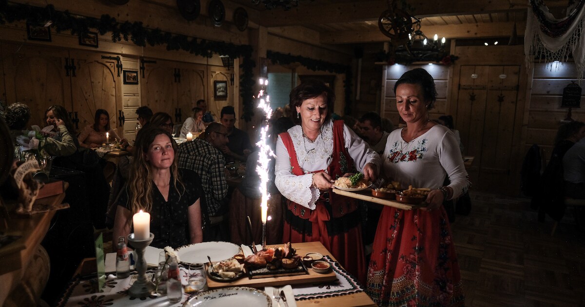 Amper een Pool te zien in Pools restaurant