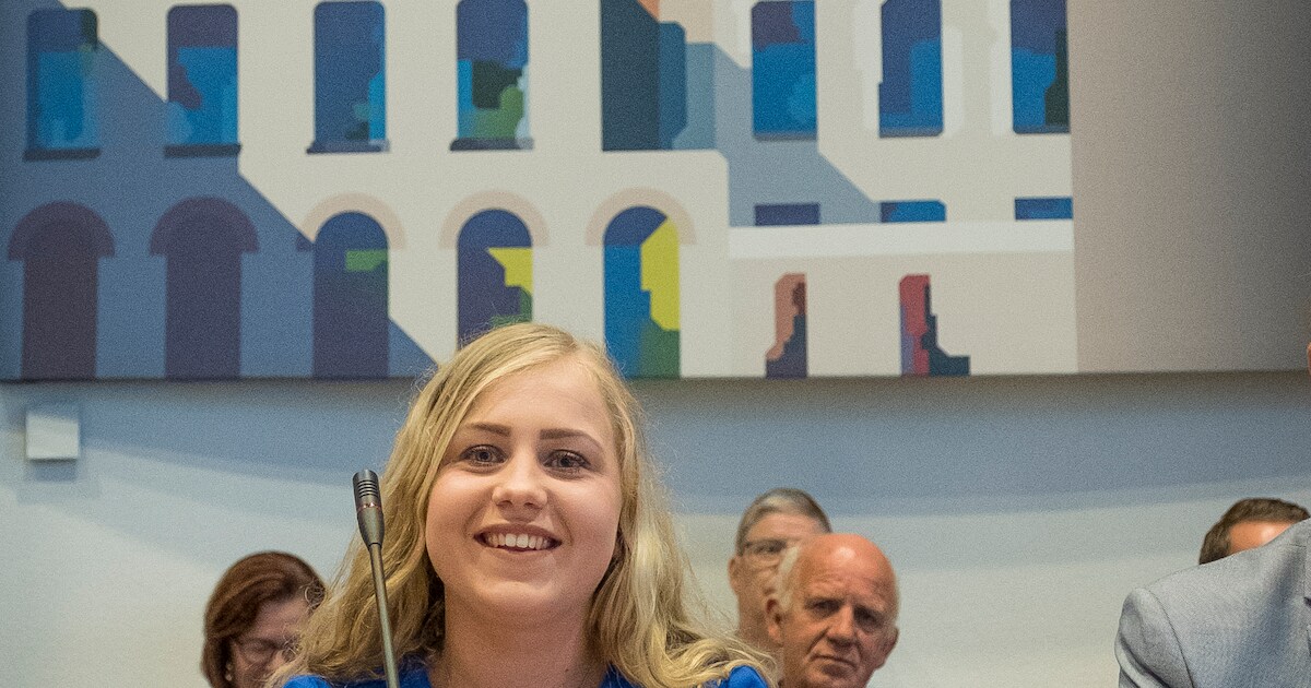 Na vier maanden wachten is Linde (18) uit Kamperveen raadslid in Kampen