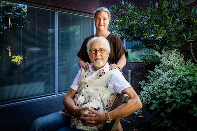 Herman (73) gaf kankergen door aan dochters: ‘Als ik dit had geweten, was ik misschien nooit aan kinderen begonnen’