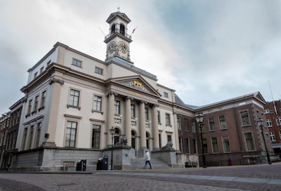 Snikheet of juist ijskoud in het stadhuis, gemeente zoekt naar oplossing voor klimaatbeheersing