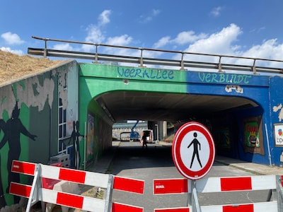 Betonstukjes ‘zo groot als een vinger’ vielen onder A28 naar beneden: na herstel is echte probleem n