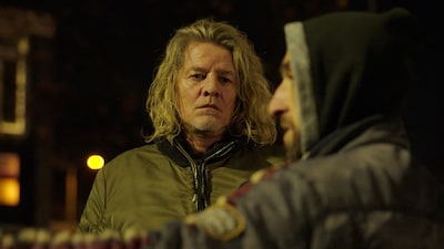 Tygo Gernandt duikt voor nieuwe serie in de alcohol: ‘Verleiding, groepsdruk en verslaving’