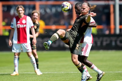 Ajax en FC Utrecht na rust op zoek naar openingstreffer, welke club gaat voorronde Conference League in?