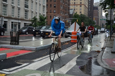 Burgemeester van New York geeft waarschuwing aan bewoners vanwege noodweer