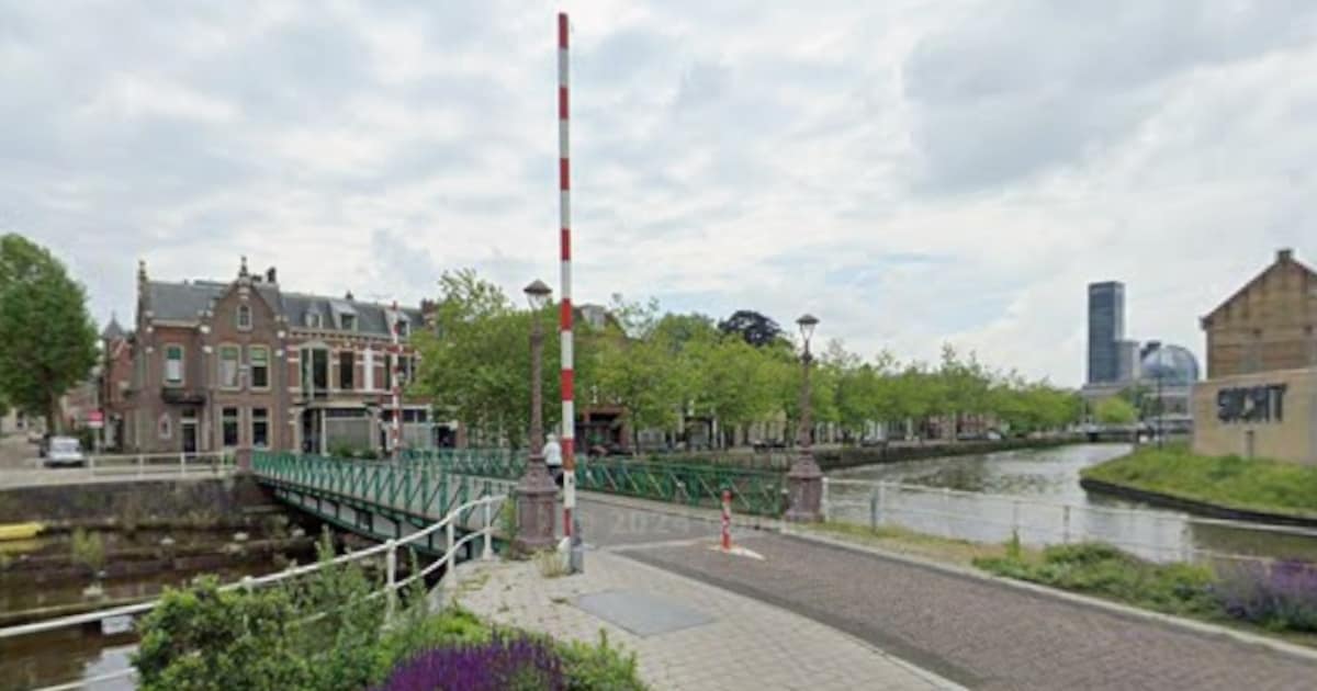Eerste Kanaalsbrug in Leeuwarden wordt hersteld