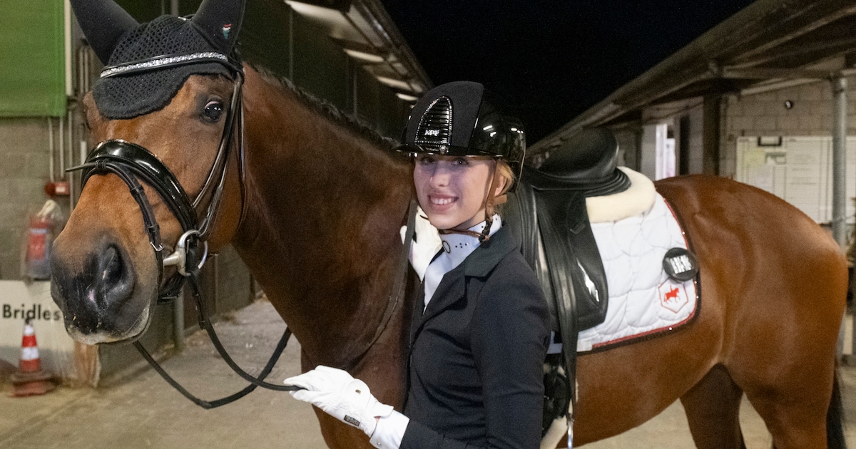 Als kind stond Tessa Kole liever op de tennisbaan, nu blinkt ze uit als amazone: ‘De eerste keer op 