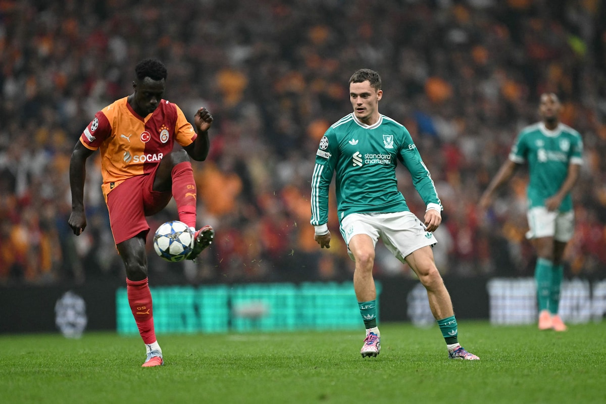 LIVE Champions League | Liverpool al vroeg op achterstand in Turkije, Gakpo  ziet inzet van lijn gehaald worden | Voetbal | AD.nl