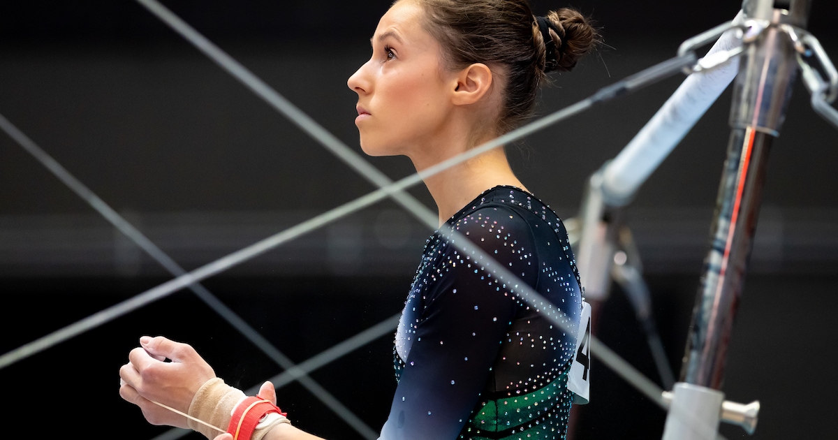Turnster Naomi Visser pakt EK-ticket na emotionele week: ‘Getwijfeld over wat ik moest doen’