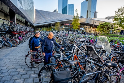 Medewerker van de gemeente wordt aangezien voor fietsendief