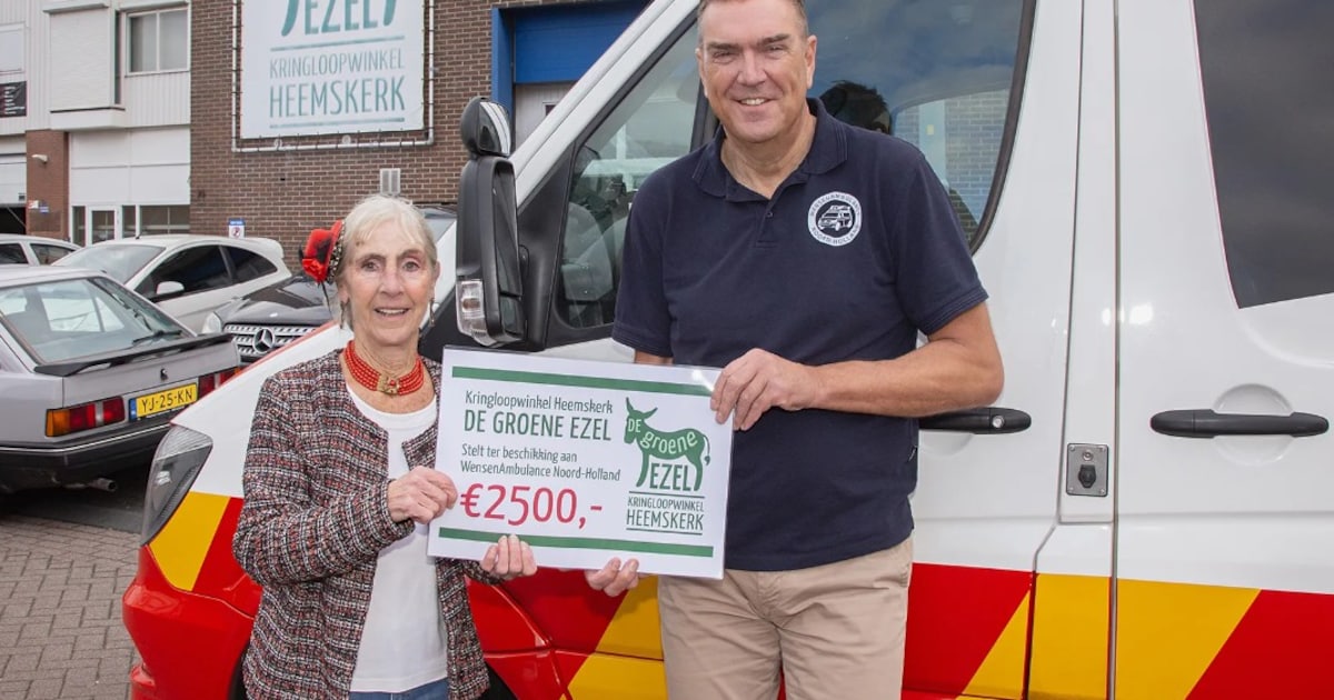 Kringloopwinkel doneert recordbedrag van 2500 euro aan Stichting WensenAmbulance