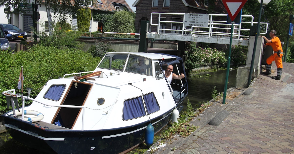 Bruggen Ringvaart in gemeente Zuidplas tijdelijk gesloten vanwege warmte