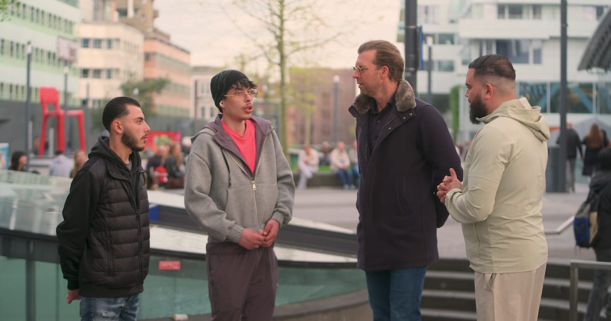 Rutger & de buitenlanders neemt een kijkje in het Haarlemse leven van Raja